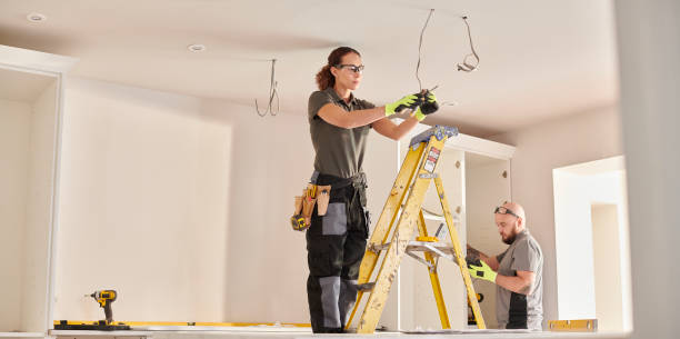 Best Affordable Emergency Electrician  in Carlisle Rockledge, AL